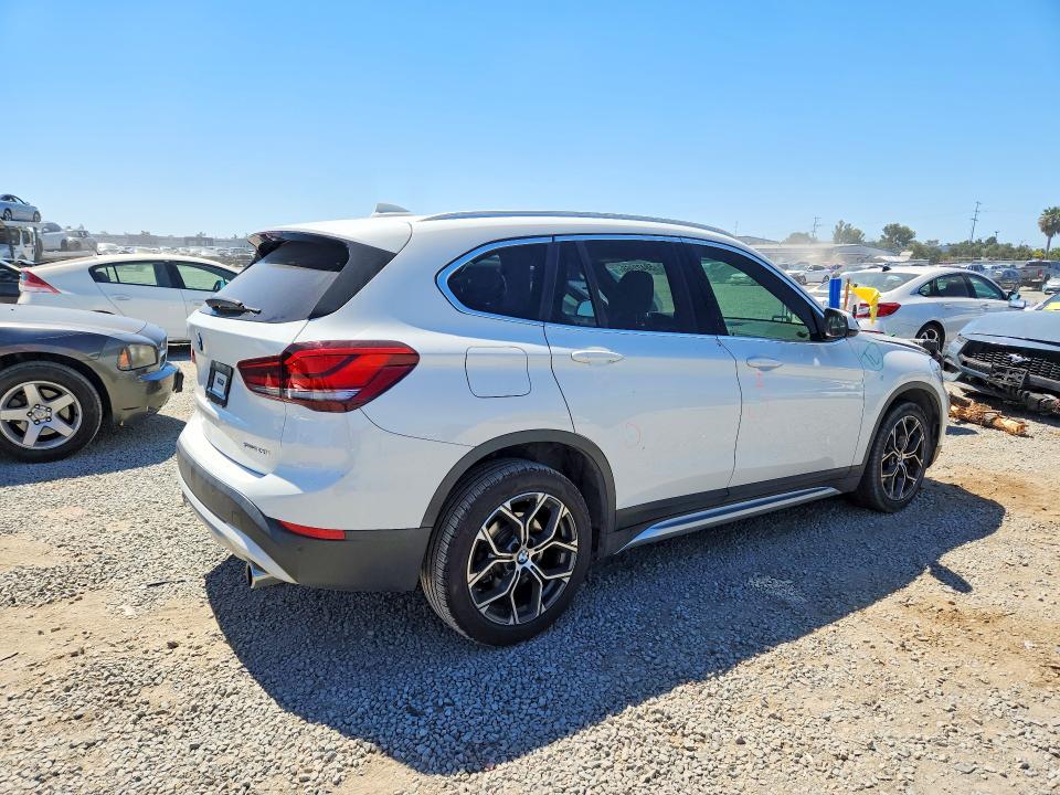 Photo 3 from auction – 2020 BMW X1 with VIN WBXJG7C02L5P75141