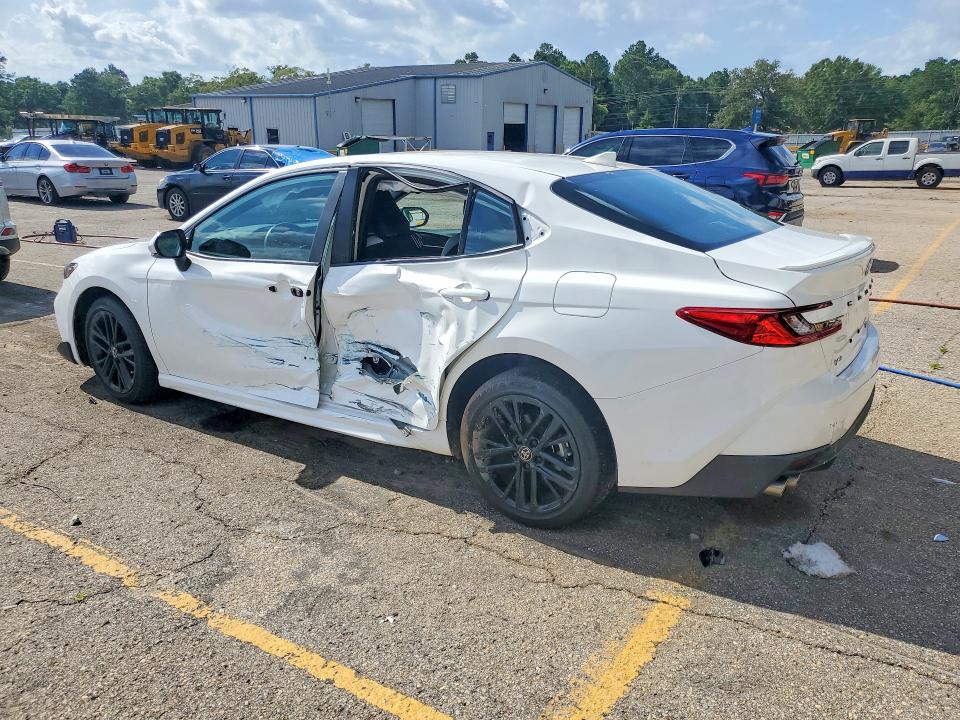 Photo 2 from auction – 2025 TOYOTA CAMRY with VIN 4T1DAACK6SU047509