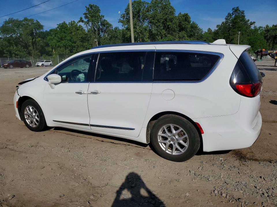 Photo 2 from auction – 2020 CHRYSLER PACIFICA with VIN 2C4RC1BG8LR276497