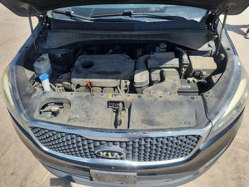 Photo 11 from auction – 2016 KIA SORENTO with VIN 5XYPG4A32GG062451
