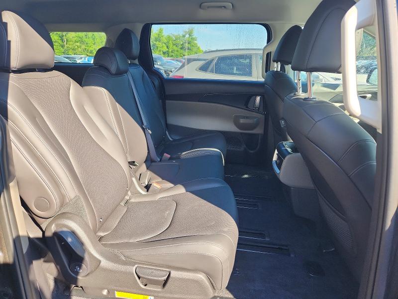 صورة رقم 11 من المزاد - 2026 KIA CARNIVAL مع VIN KNDNB5K37T6625419