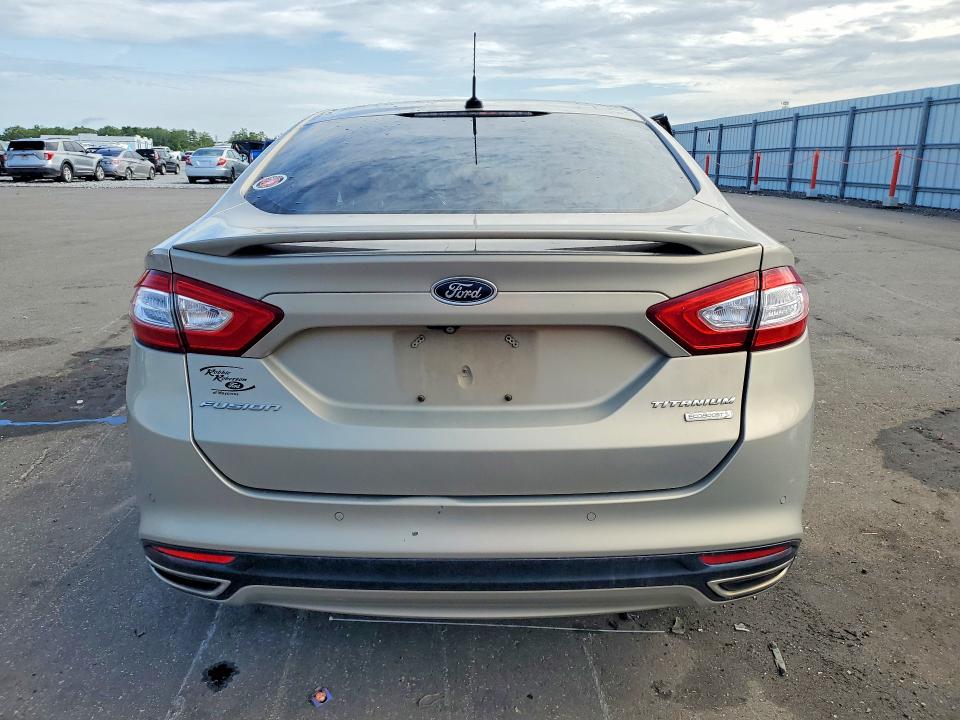 Photo 6 from auction – 2016 FORD FUSION with VIN 3FA6P0K98GR110585