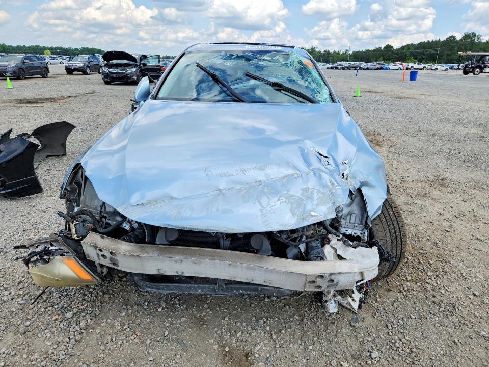 Photo 5 from auction – 2008 LEXUS IS with VIN JTHCK262085019057