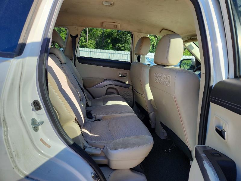 Photo 11 from auction – 2010 MITSUBISHI OUTLANDER with VIN JA4JS4AX8AZ015807