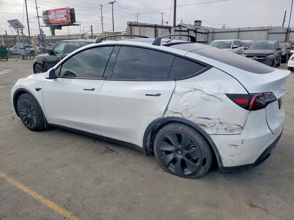 Photo 2 from auction – 2023 TESLA MODEL Y with VIN 7SAYGAEE1PF881184