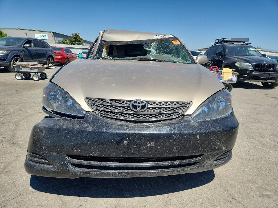 Photo 5 from auction – 2003 TOYOTA CAMRY with VIN 4T1BE32K33U764461