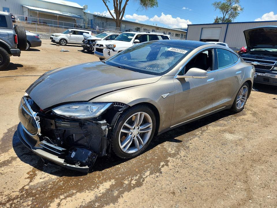 2015 TESLA MODEL S - Търг №85632355