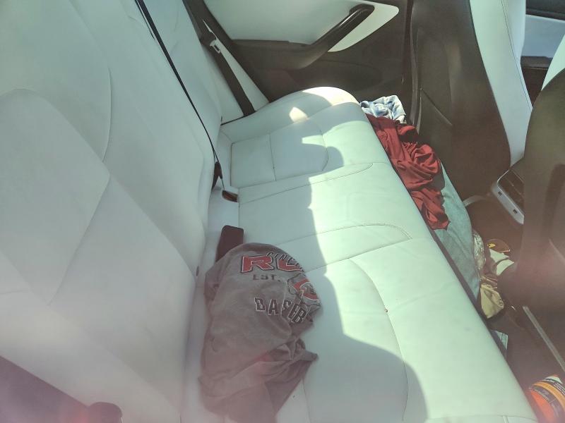 Photo 10 from auction – 2019 TESLA MODEL 3 with VIN 5YJ3E1EB2KF194856