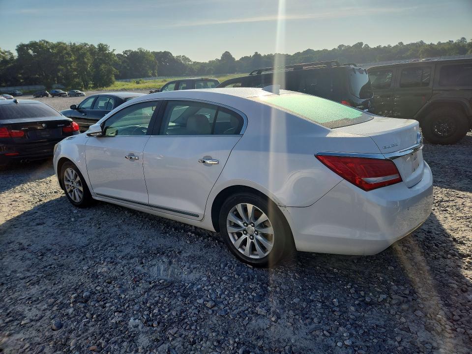 Photo 2 from auction – 2015 BUICK LACROSSE with VIN 1G4GB5GR1FF273105