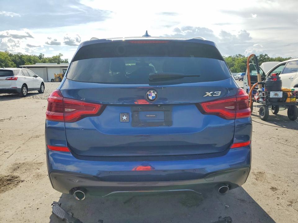 Photo 6 from auction – 2018 BMW X3 with VIN 5UXTR9C55JLD63751
