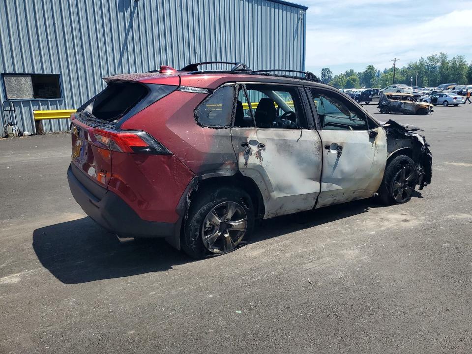 Photo 3 from auction – 2025 TOYOTA RAV4 with VIN 2T3P1RFV0SW597913