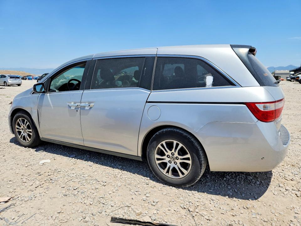 Photo 2 from auction – 2011 HONDA ODYSSEY with VIN 5FNRL5H65BB104489