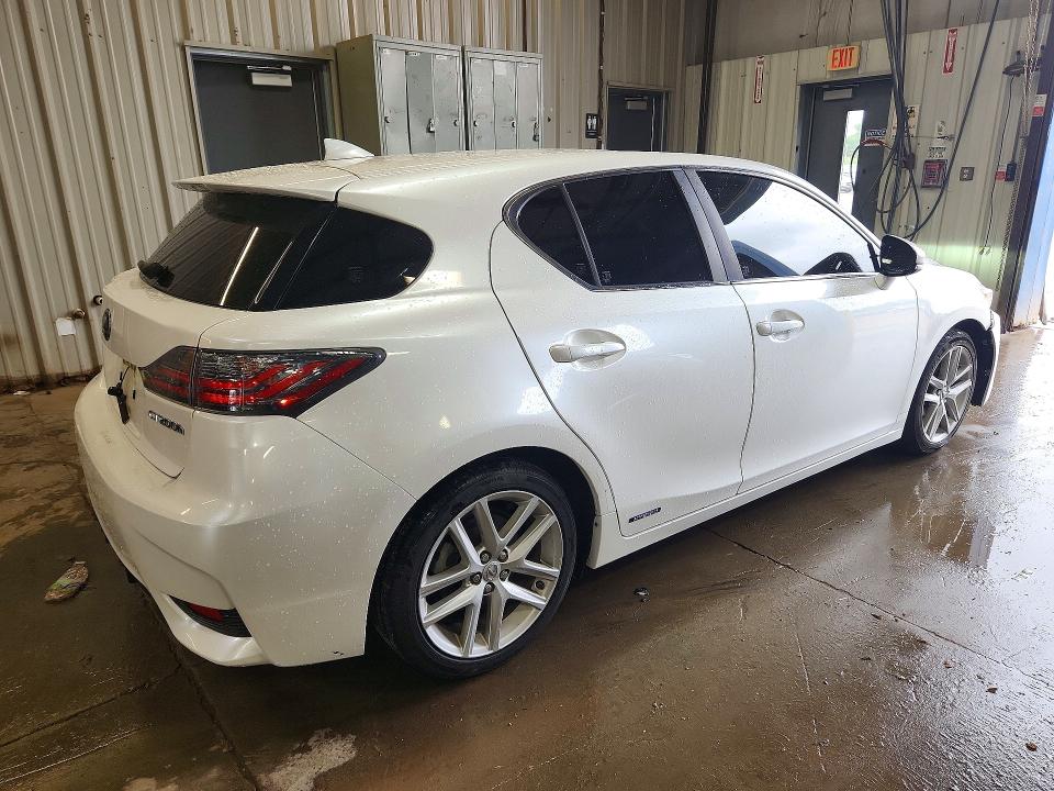 Photo 3 from auction – 2015 LEXUS CT with VIN JTHKD5BH3F2248252