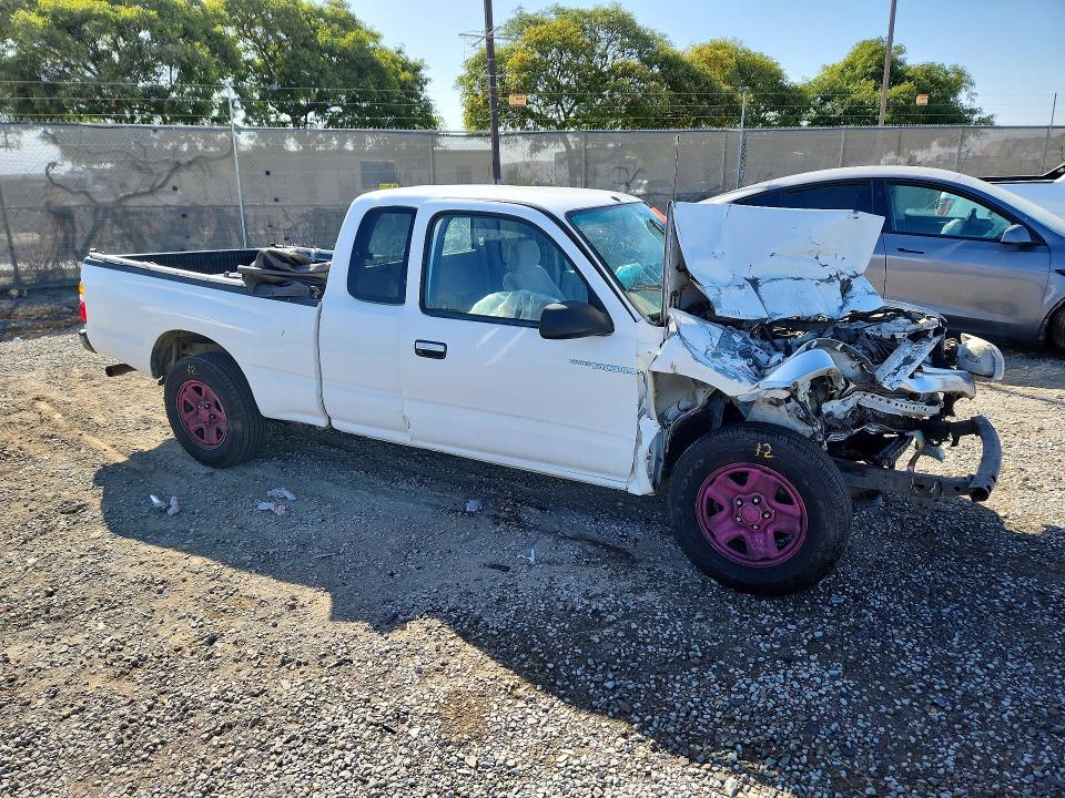 Photo 4 from auction – 2002 TOYOTA TACOMA with VIN 5TEVL52N72Z035849