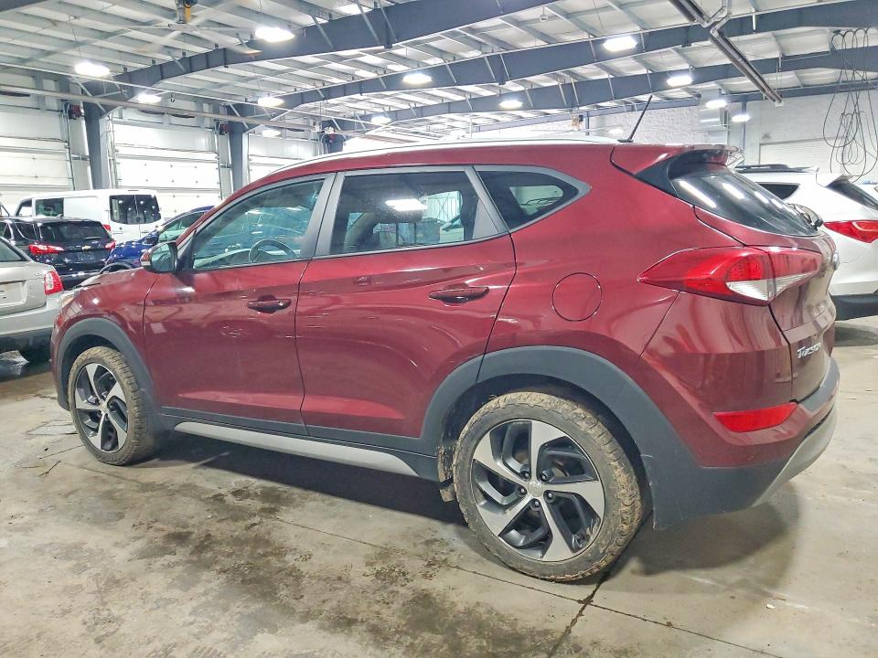 Photo 2 from auction – 2017 HYUNDAI TUCSON with VIN KM8J3CA22HU379998