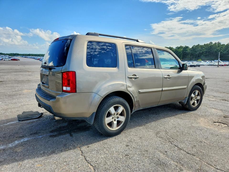 Photo 3 from auction – 2011 HONDA PILOT with VIN 5FNYF3H56BB033138