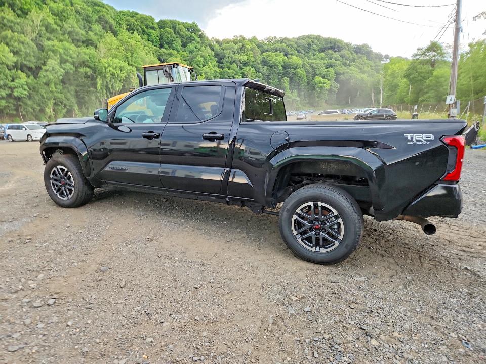 Photo 2 from auction – 2025 TOYOTA TACOMA with VIN 3TMLB5JN5SM202816