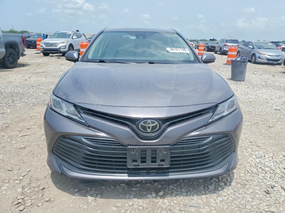 Photo 5 from auction – 2020 TOYOTA CAMRY with VIN 4T1C11AK0LU992150