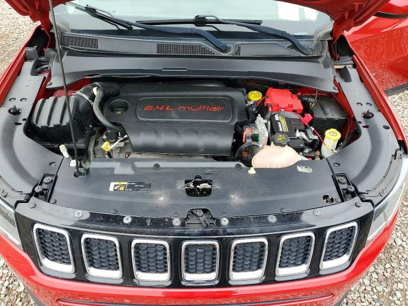 Photo 12 from auction – 2019 JEEP COMPASS with VIN 3C4NJDBB3KT593786