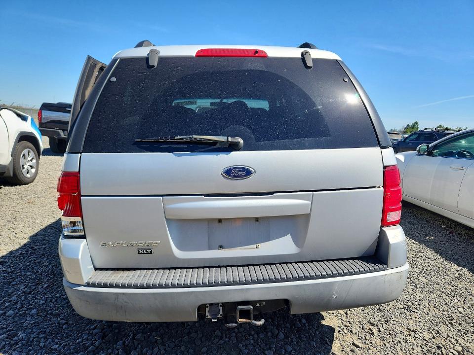 Photo 6 from auction – 2002 FORD EXPLORER with VIN 1FMDU73E72UB19421