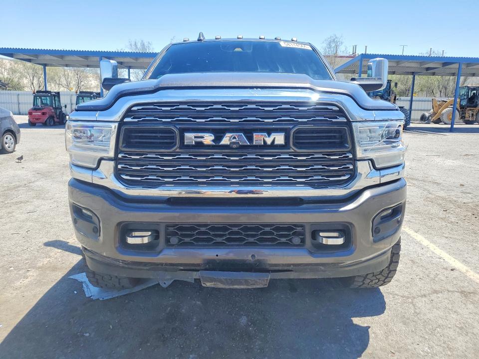 Photo 5 from auction – 2019 RAM 2500 with VIN 3C6UR5SL1KG530740