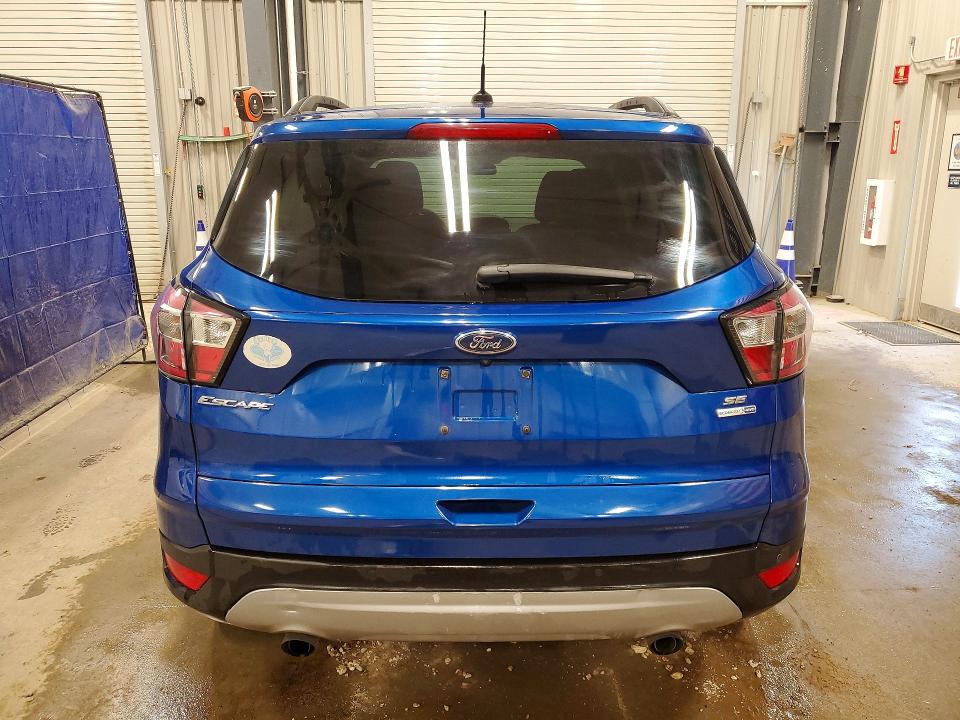 Photo 6 from auction – 2017 FORD ESCAPE with VIN 1FMCU9G98HUD93529