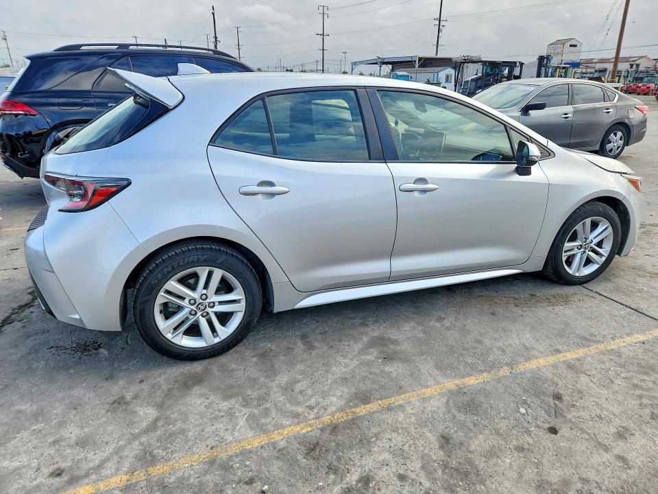 Photo 3 from auction – 2019 TOYOTA COROLLA HATCHBACK with VIN JTNK4RBE3K3060667