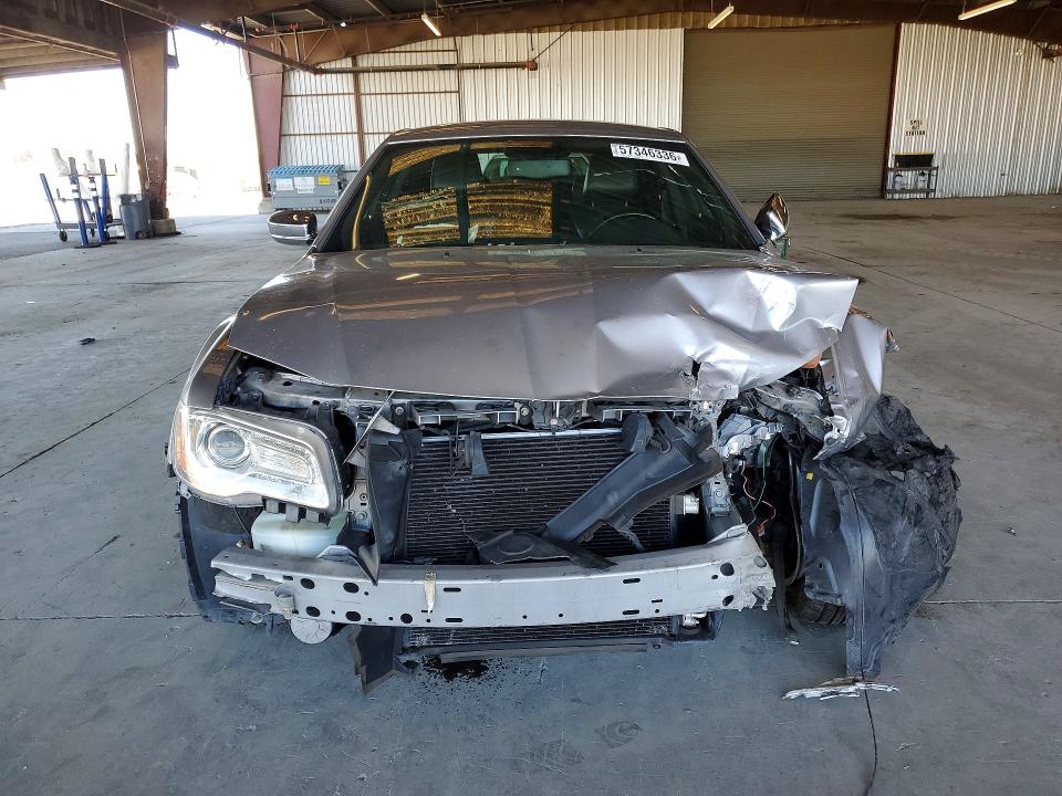 Photo 5 from auction – 2014 CHRYSLER 300C with VIN 2C3CCAEG3EH378563