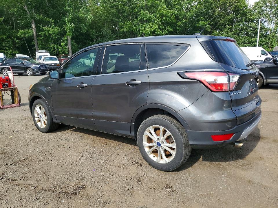 Photo 2 from auction – 2017 FORD ESCAPE with VIN 1FMCU9GD0HUC40695