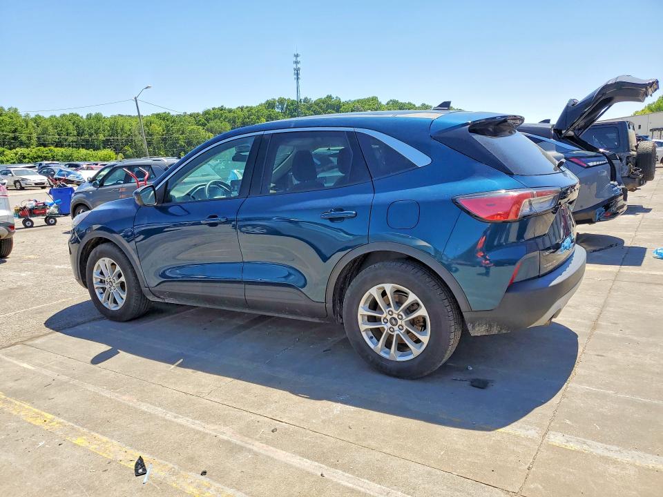 Photo 2 from auction – 2020 FORD ESCAPE with VIN 1FMCU0G68LUC44841