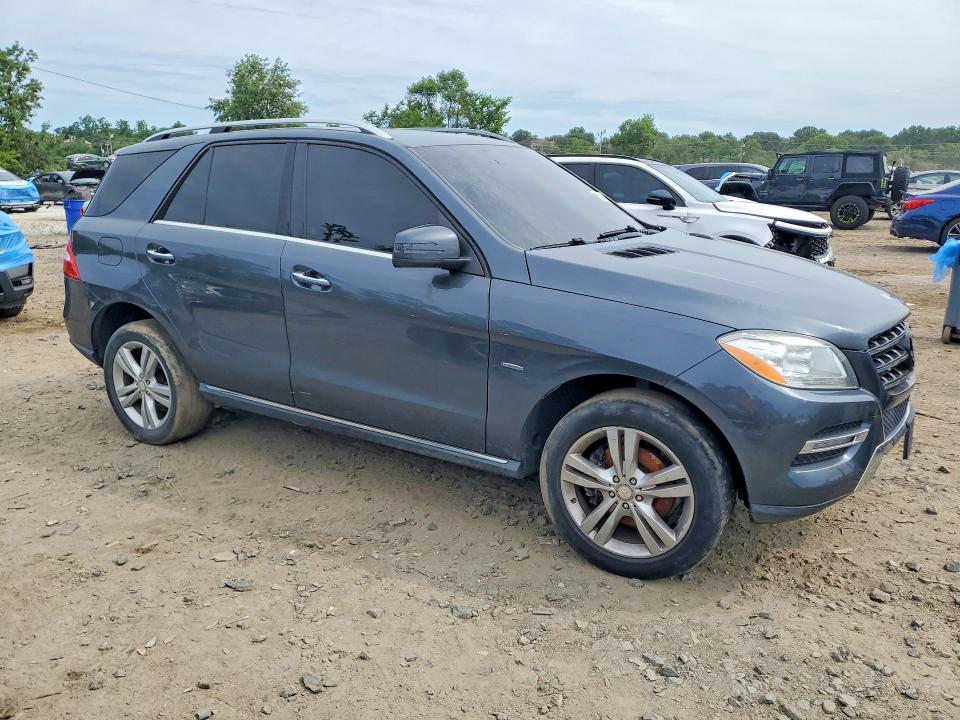 Photo 4 from auction – 2012 MERCEDES-BENZ ML with VIN 4JGDA2EBXCA025650