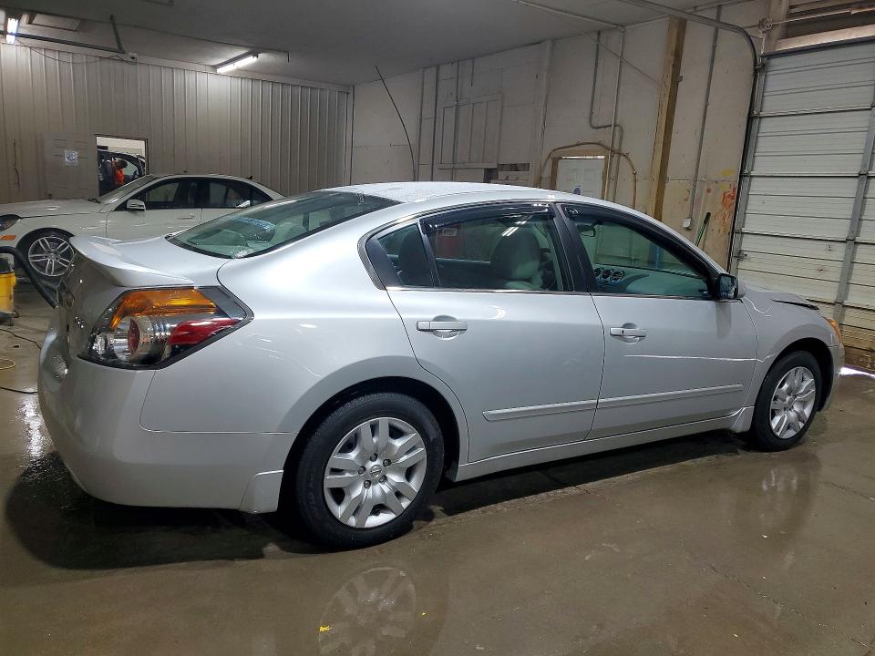 Photo 3 from auction – 2012 NISSAN ALTIMA with VIN 1N4AL2AP7CC175468