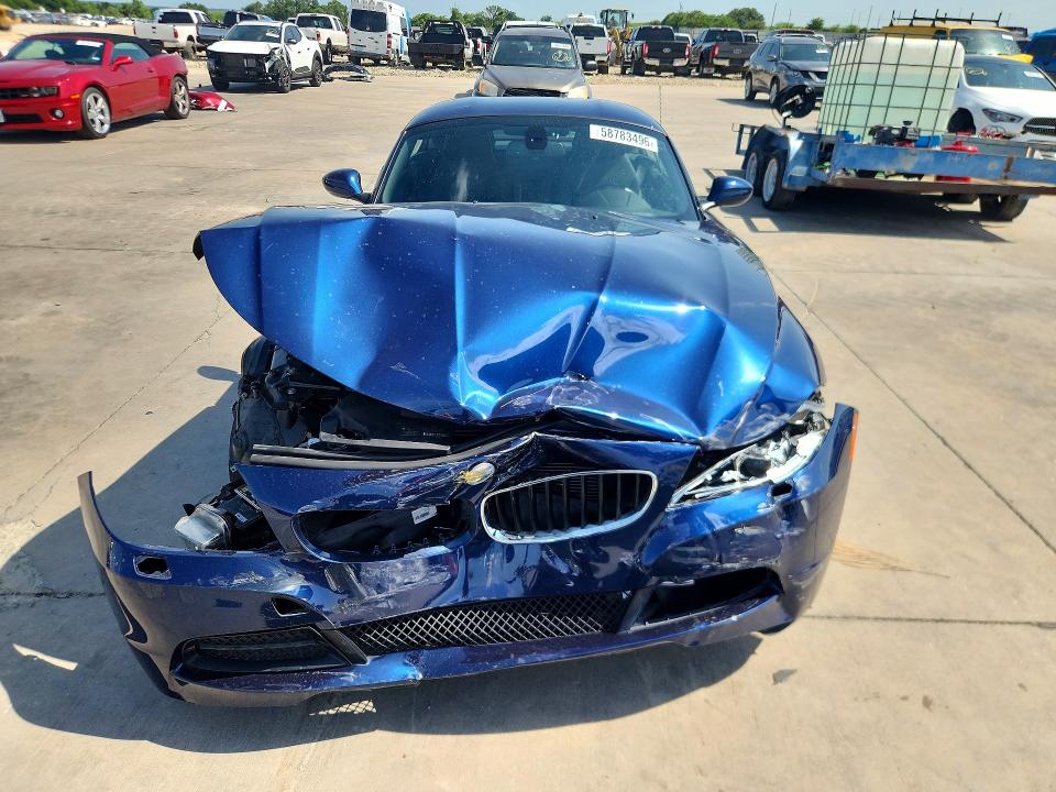Photo 5 from auction – 2014 BMW Z4 with VIN WBALL5C56EJ104970
