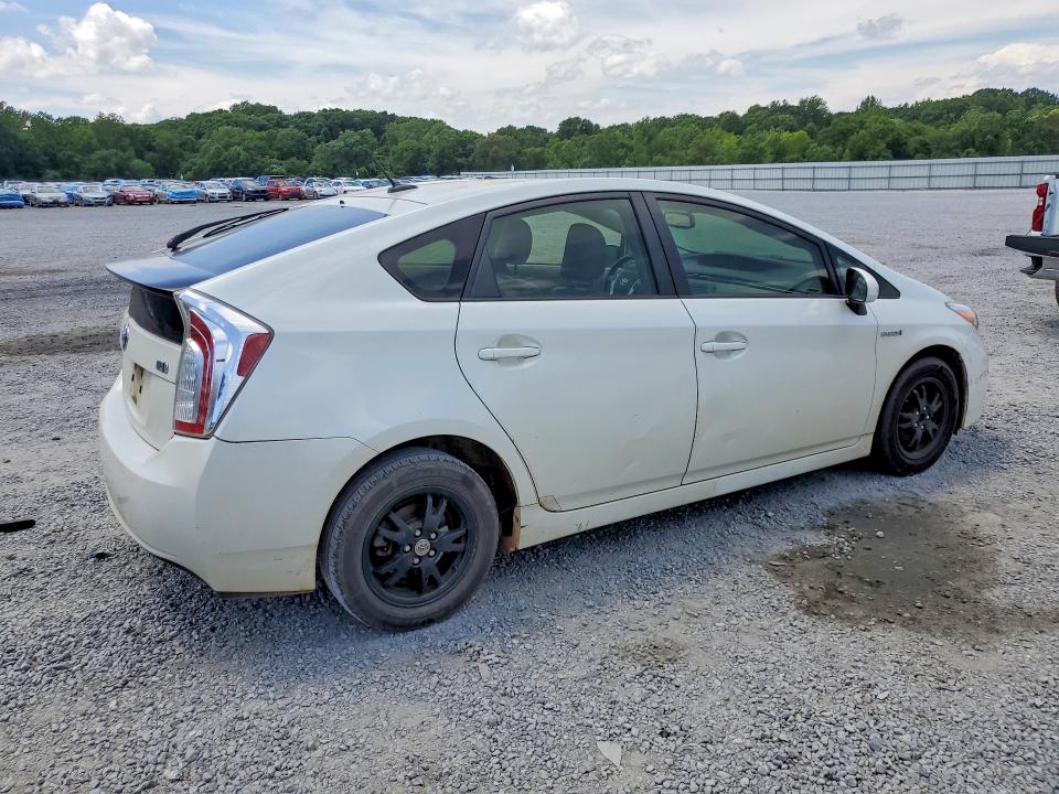 Photo 3 from auction – 2015 TOYOTA PRIUS with VIN JTDKN3DU0F0475195