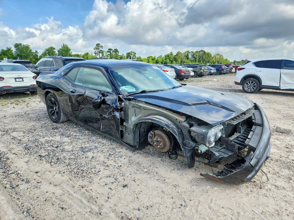 Photo 4 from auction – 2020 DODGE CHALLENGER with VIN 2C3CDZAG5LH185328