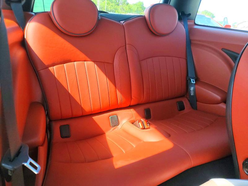 Photo 10 from auction – 2008 MINI COOPER with VIN WMWMF73548TV35260