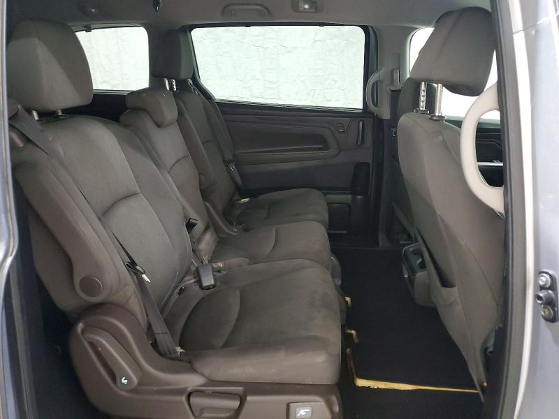Photo 11 from auction – 2018 HONDA ODYSSEY with VIN 5FNRL6H57JB066615