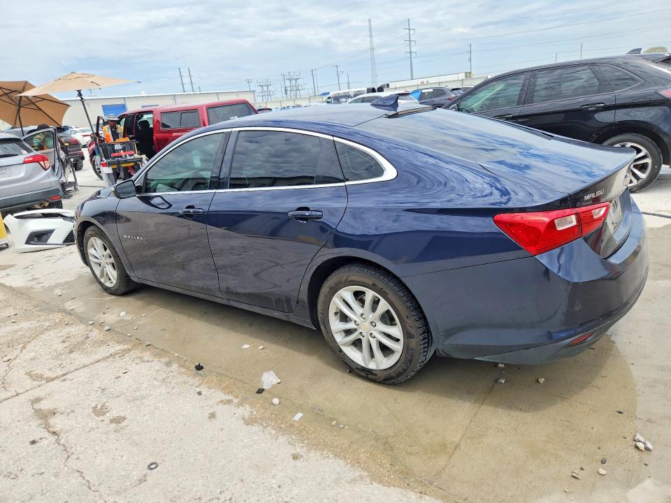 Photo 2 from auction – 2018 CHEVROLET MALIBU with VIN 1G1ZD5ST3JF251022