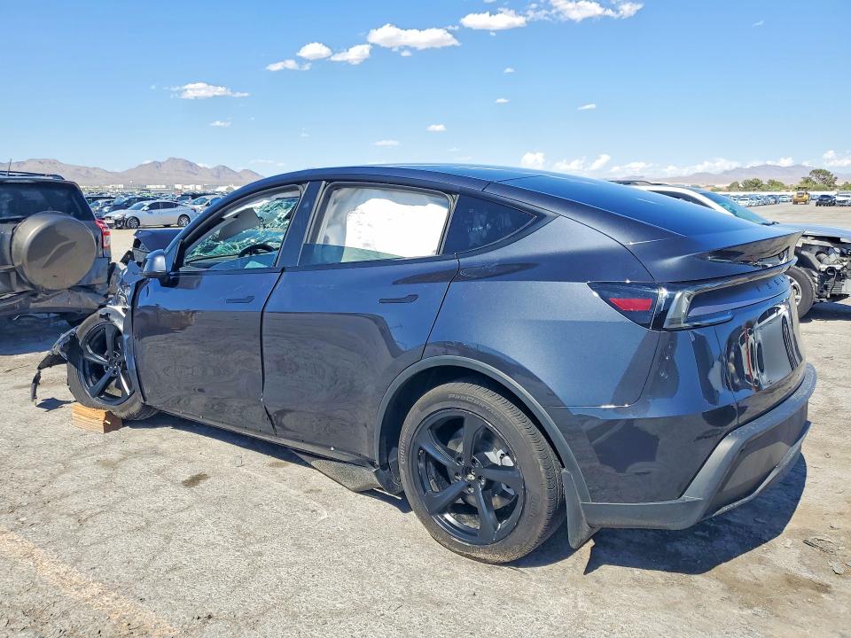 Photo 2 from auction – 2026 TESLA MODEL Y with VIN 7SAYGDEE2TF391588