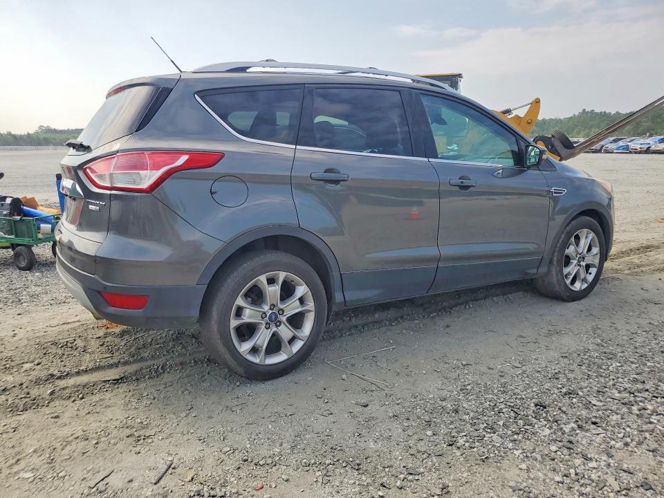 Photo 3 from auction – 2016 FORD ESCAPE with VIN 1FMCU9JX0GUA25609
