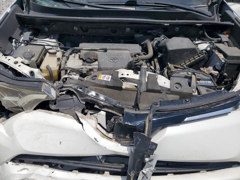 Photo 12 from auction – 2017 TOYOTA RAV4 with VIN JTMZFREV3HJ142542