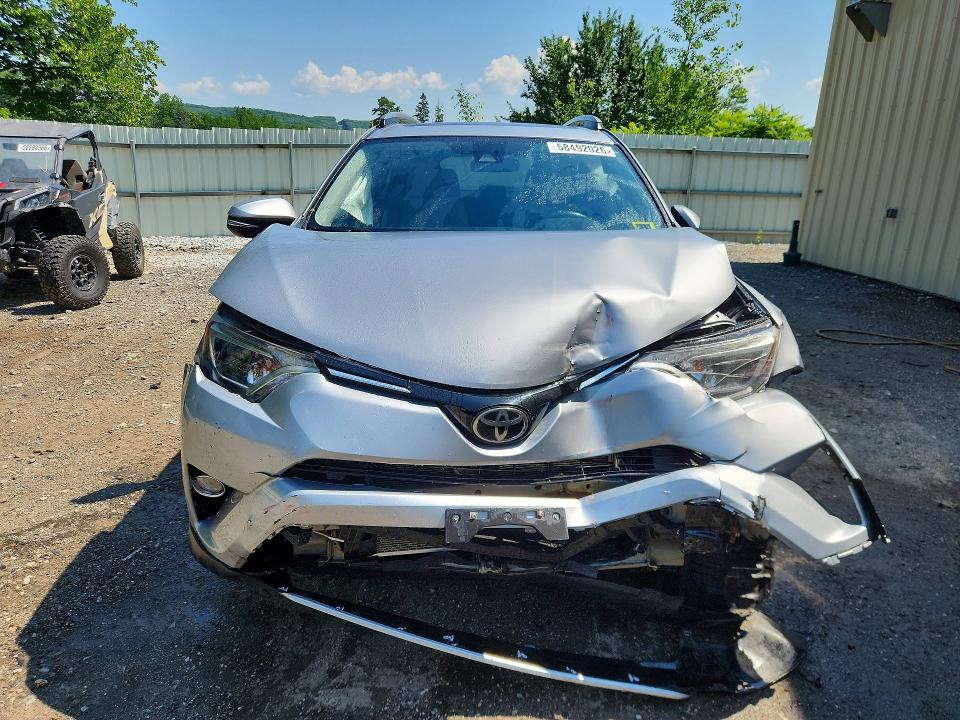 Photo 5 from auction – 2017 TOYOTA RAV4 with VIN 2T3RFREV9HW649849