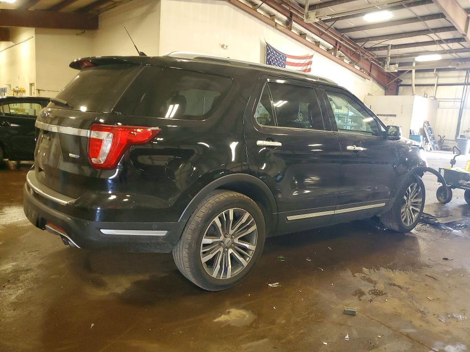 Photo 3 from auction – 2018 FORD EXPLORER with VIN 1FM5K8HT0JGC01429
