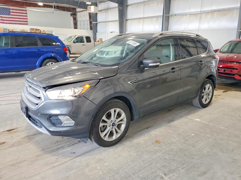 FORD ESCAPE 2017 с VIN 1FMCU9J94HUB33802 - Снимка от търг