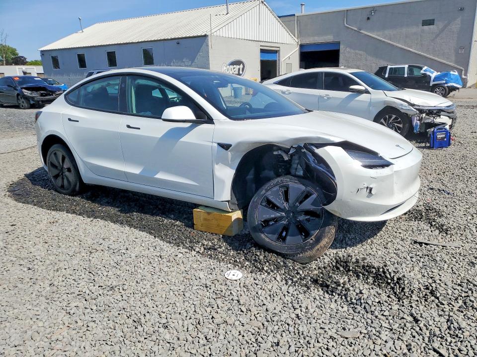 Photo 4 from auction – 2024 TESLA MODEL 3 with VIN 5YJ3E1EA3RF869177
