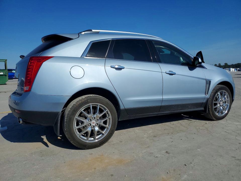 Photo 3 from auction – 2013 CADILLAC SRX with VIN 3GYFNDE38DS526651
