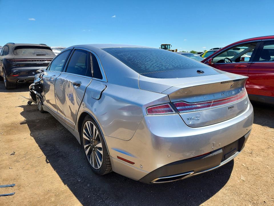 Photo 2 from auction – 2020 LINCOLN MKZ with VIN 3LN6L5E98LR611335