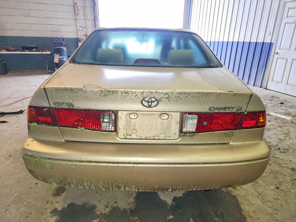 Photo 6 from auction – 2000 TOYOTA CAMRY with VIN 4T1BF22K5YU950159