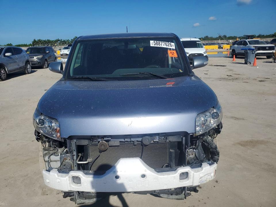 Photo 5 from auction – 2010 TOYOTA SCION with VIN JTLZE4FE2A1110678