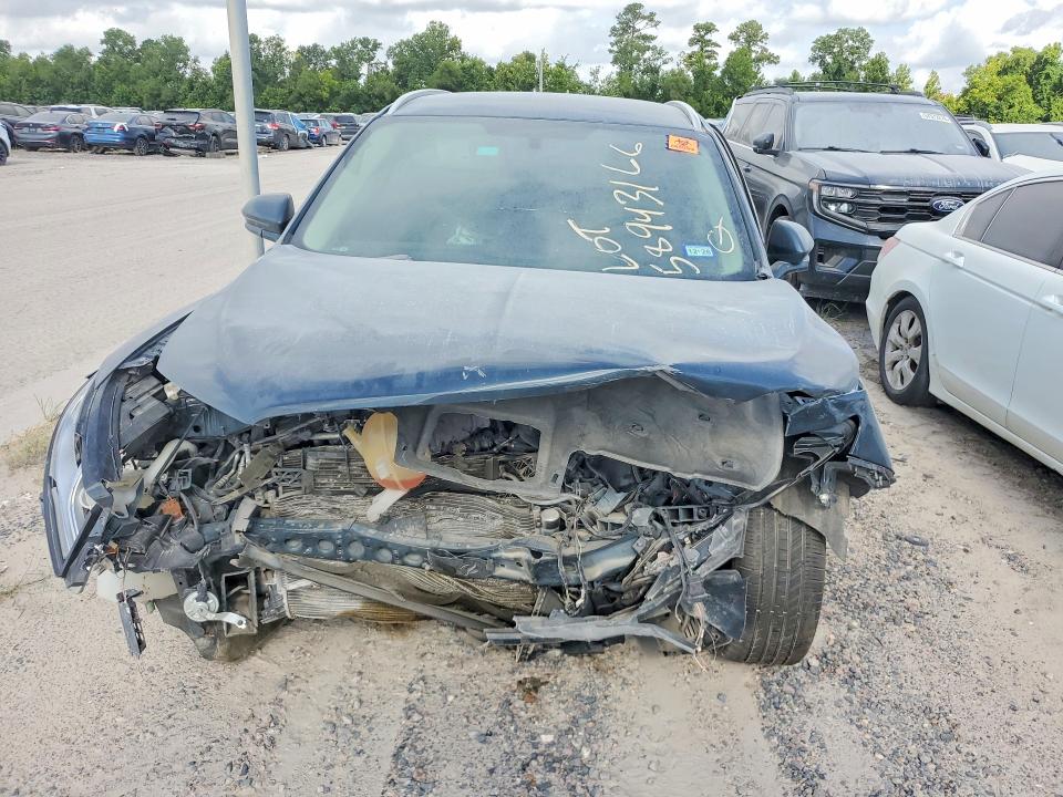 Photo 5 from auction – 2019 LINCOLN MKC with VIN 5LMCJ2C97KUL17553